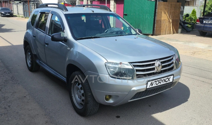 Renault Duster 2014 года