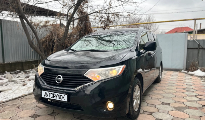 Nissan Quest 2015 года