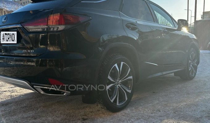 Lexus RX 2022 года