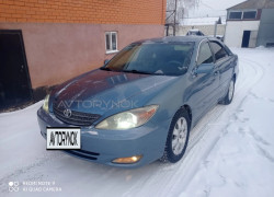 Toyota Camry 2003 года