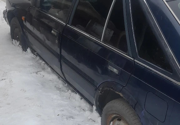 Nissan Bluebird 1988 года