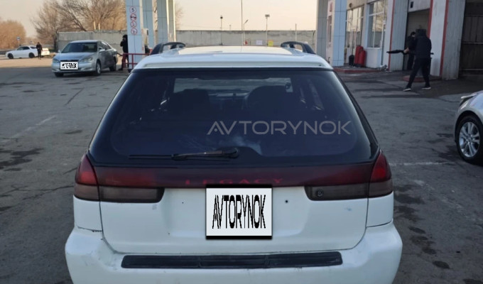 Subaru Legacy 1996 года