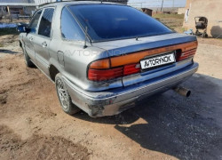 Mitsubishi Galant 1989 года