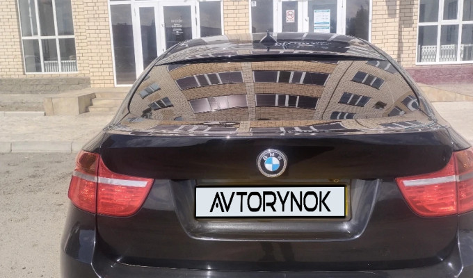 BMW X6 2010 года