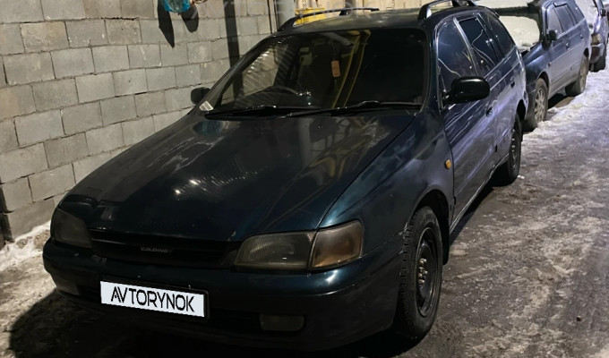 Toyota Caldina 1993 года