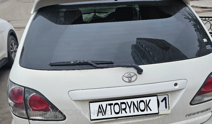 Toyota Harrier 2002 года
