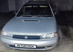 Subaru Legacy 1995 года