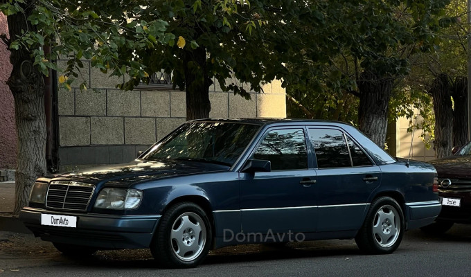 Mercedes-Benz E-Класс 1994 года