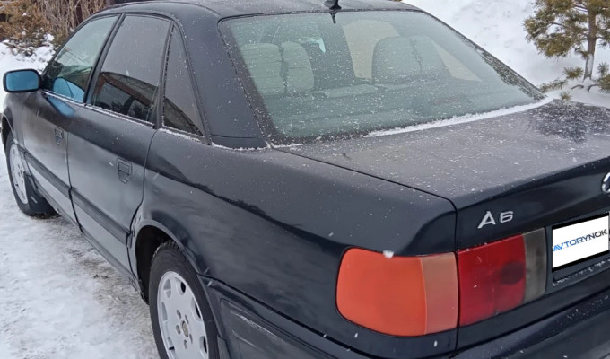 Audi 100 1993 года
