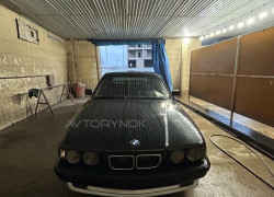 BMW 5 серия 1992 года