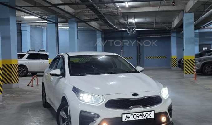 Kia Cerato 2019 года