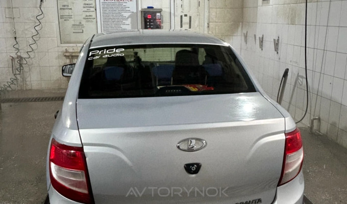 ВАЗ (Lada) Granta 2012 года