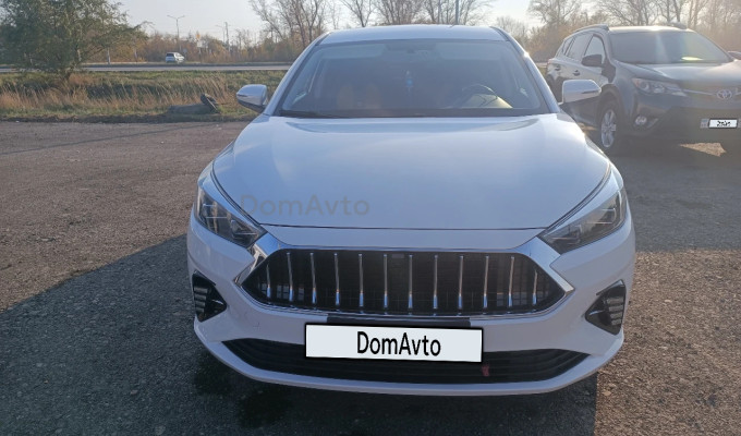 JAC J7 2022 года
