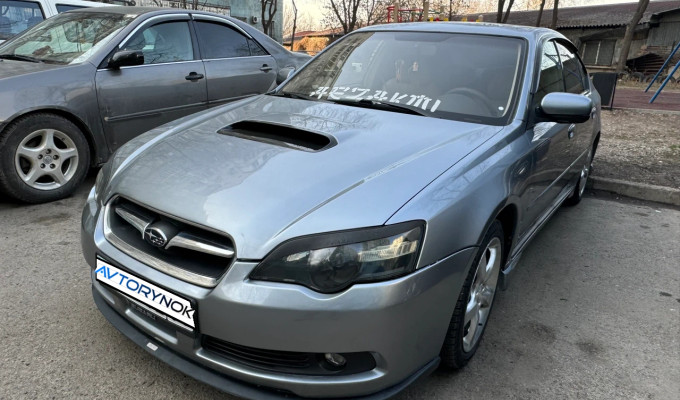 Subaru Legacy 2004 года