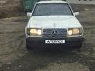 Mercedes-Benz E-Класс 1988 года
