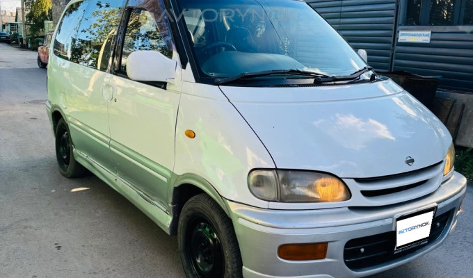 Nissan Serena 1998 года