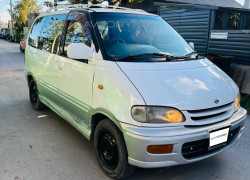 Nissan Serena 1998 года