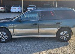 Subaru Outback 2000 года