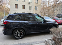 BMW X5 2024 года