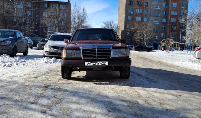 Mercedes-Benz E-Класс 1991 года