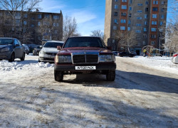 Mercedes-Benz E-Класс 1991 года