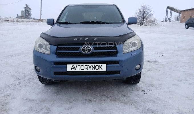 Toyota RAV4 2007 года
