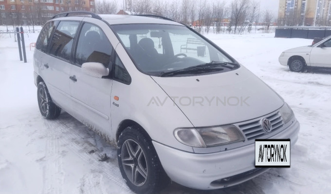 Volkswagen Sharan 1996 года