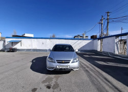 Daewoo Gentra 2014 года
