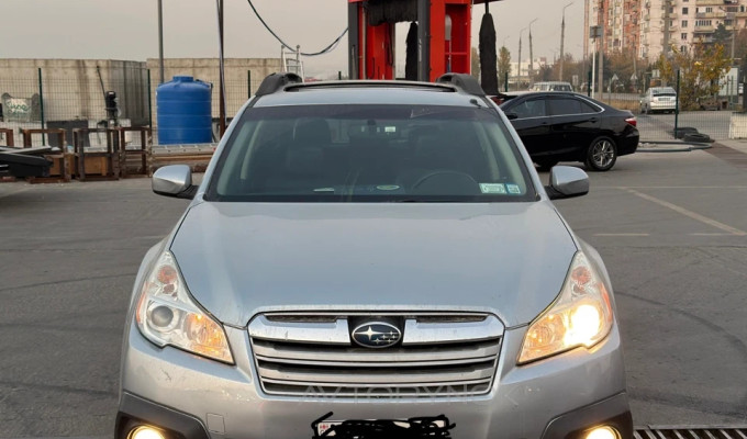 Subaru Outback 2013 года