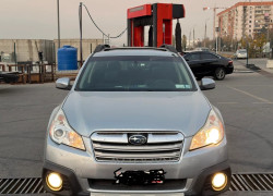 Subaru Outback 2013 года