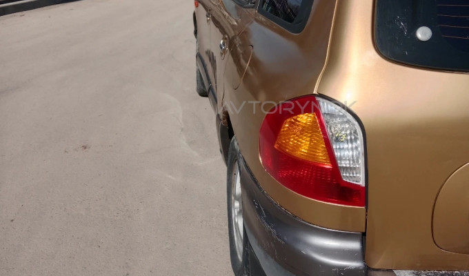 Hyundai Santa Fe 2001 года
