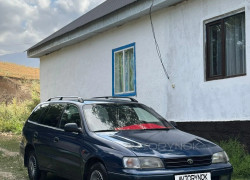 Toyota Carina E 1995 года