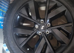 Yokohama Ice guard ig65 265/50 r20