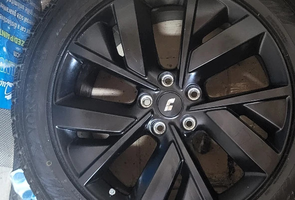 Yokohama Ice guard ig65 265/50 r20