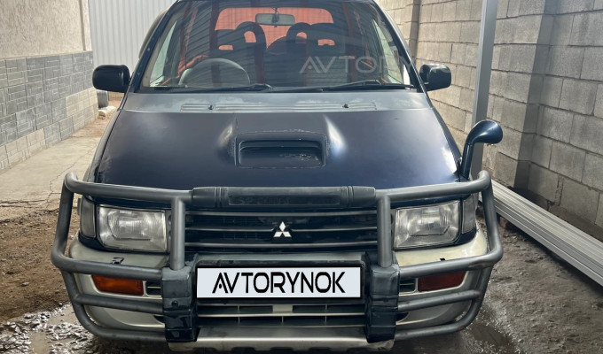 Mitsubishi RVR 1997 года