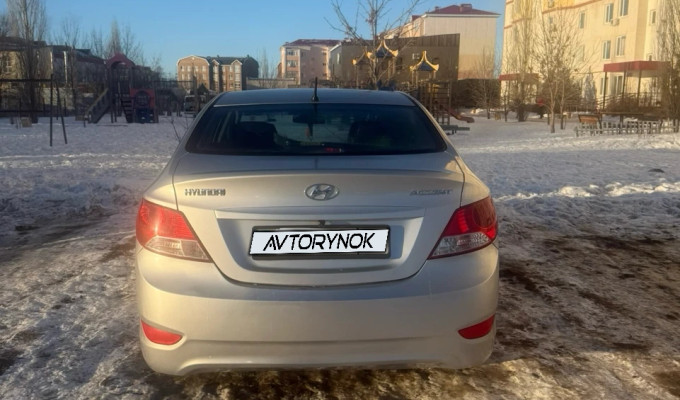 Hyundai Accent 2014 года