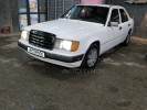 Mercedes-Benz E-Класс 1992 года