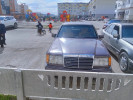 Mercedes-Benz E-Класс 1992 года