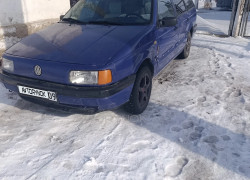 Volkswagen Passat 1990 года