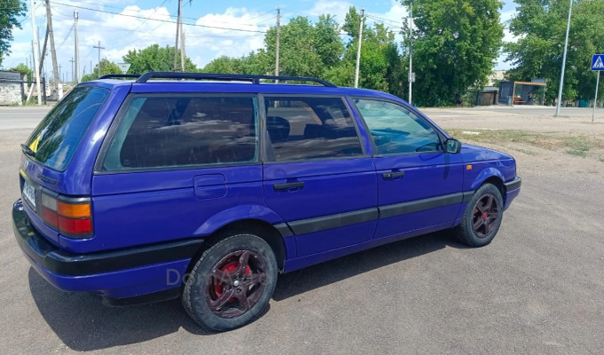 Volkswagen Passat 1990 года