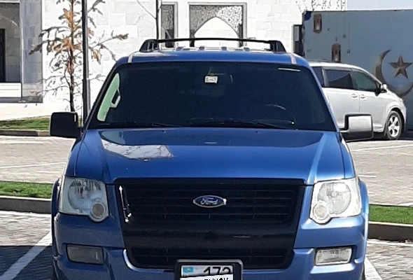 Ford Explorer 2008 года