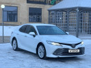 Toyota Camry 2019 года