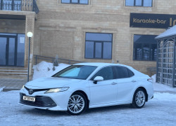 Toyota Camry 2019 года