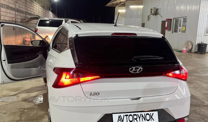 Hyundai i20 2023 года