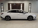 Hyundai Elantra 2024 года