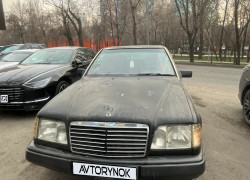Mercedes-Benz E-Класс 1992 года