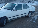 Mercedes-Benz E-Класс 1988 года