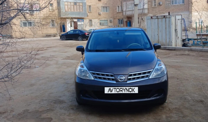 Nissan Tiida 2008 года