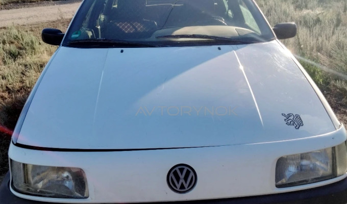 Volkswagen Passat 1992 года