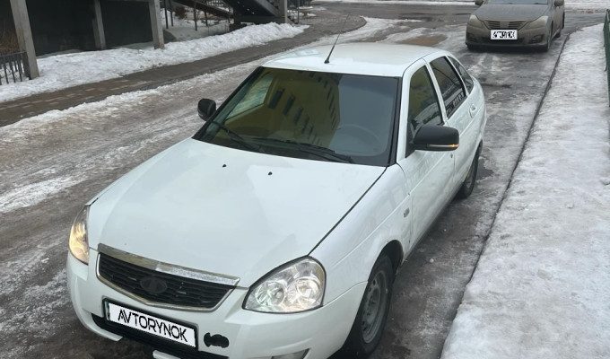 ВАЗ (Lada) Priora 2014 года